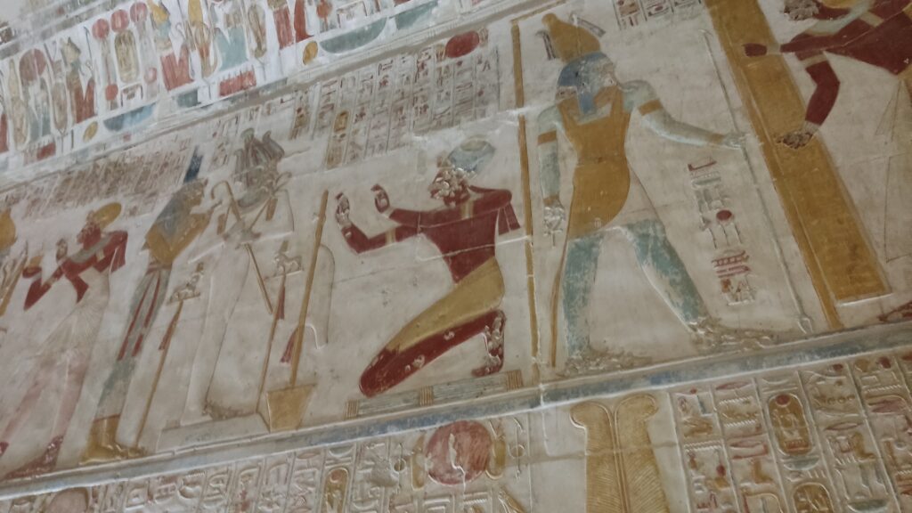 que ver en luxor por libre