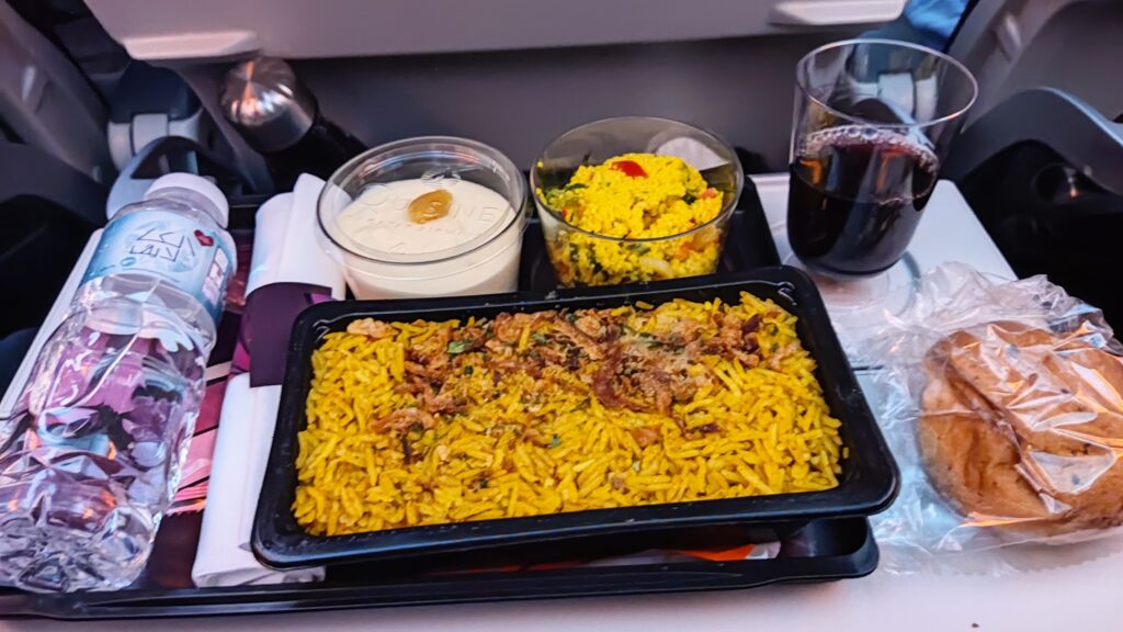 Comida Qatar airlines clase turista