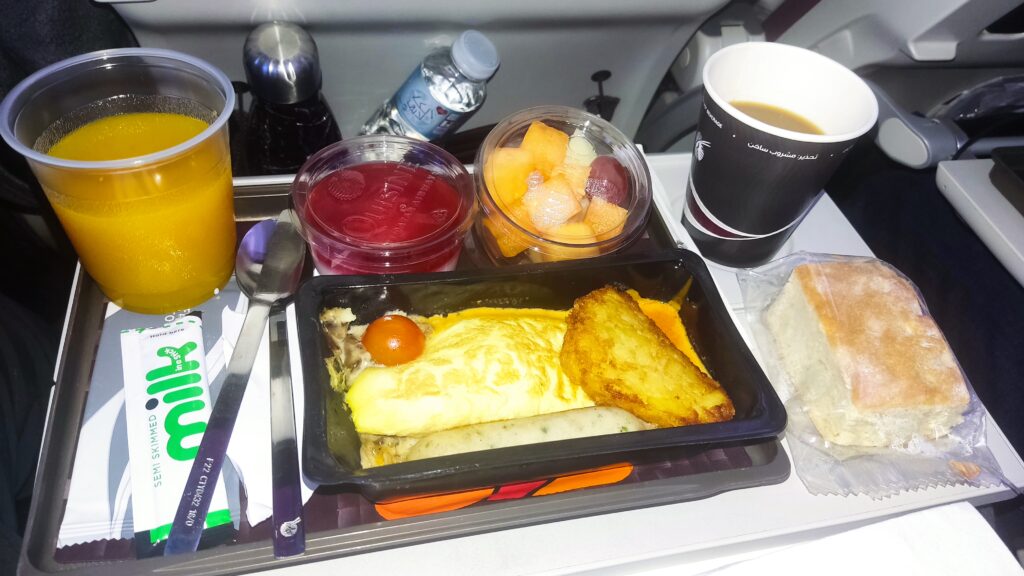 Comida Qatar airlines clase turista