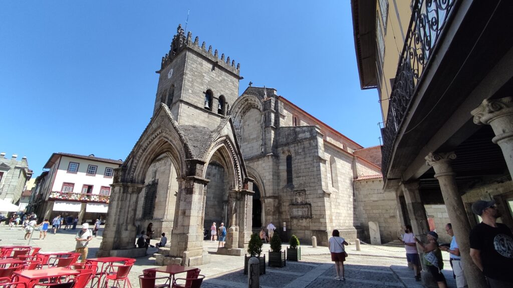 Iglesia de Nossa Senhora da Oliveira Guimaraes